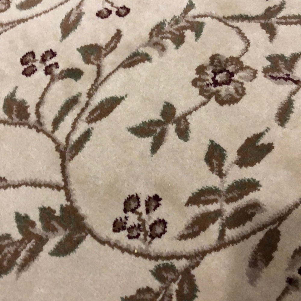 Meet your Posher, Maral